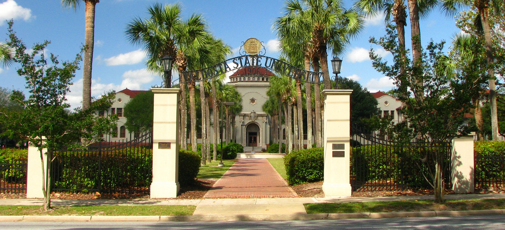 VSU front of campus